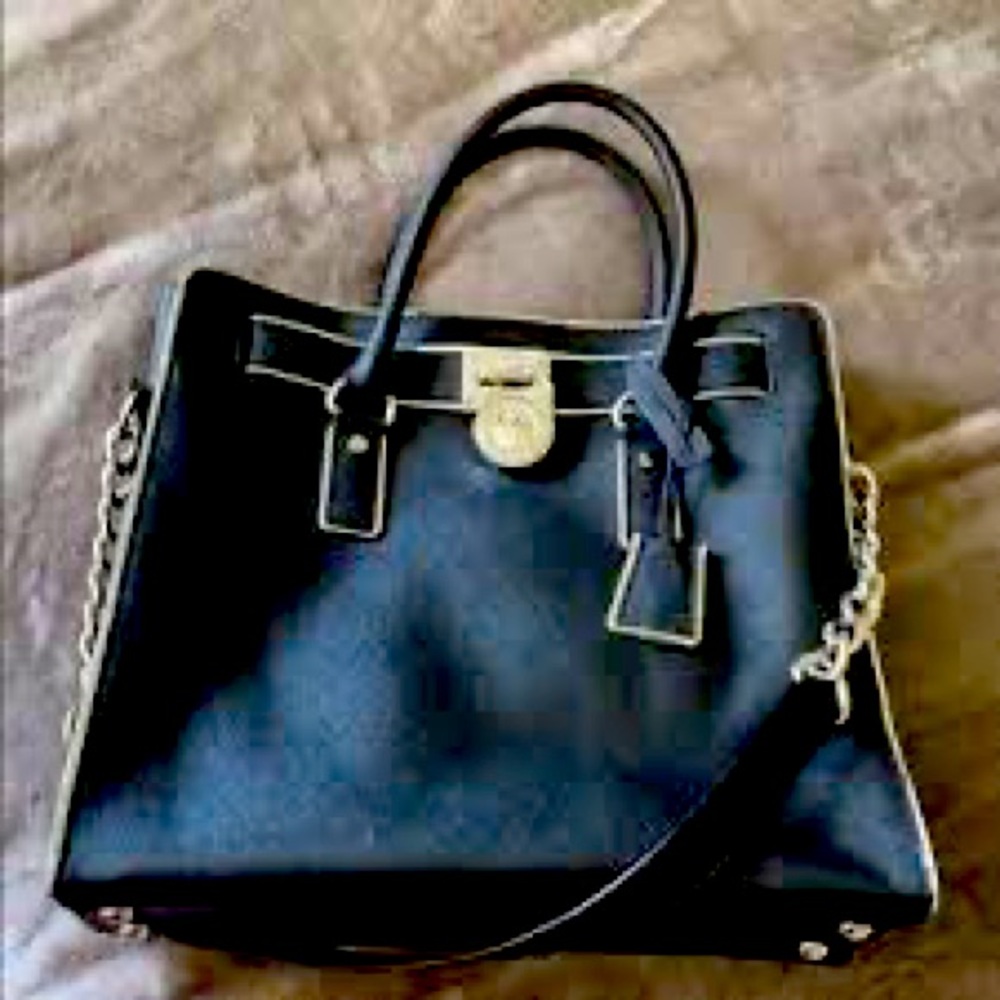 Black Michael Kors Hamilton tote